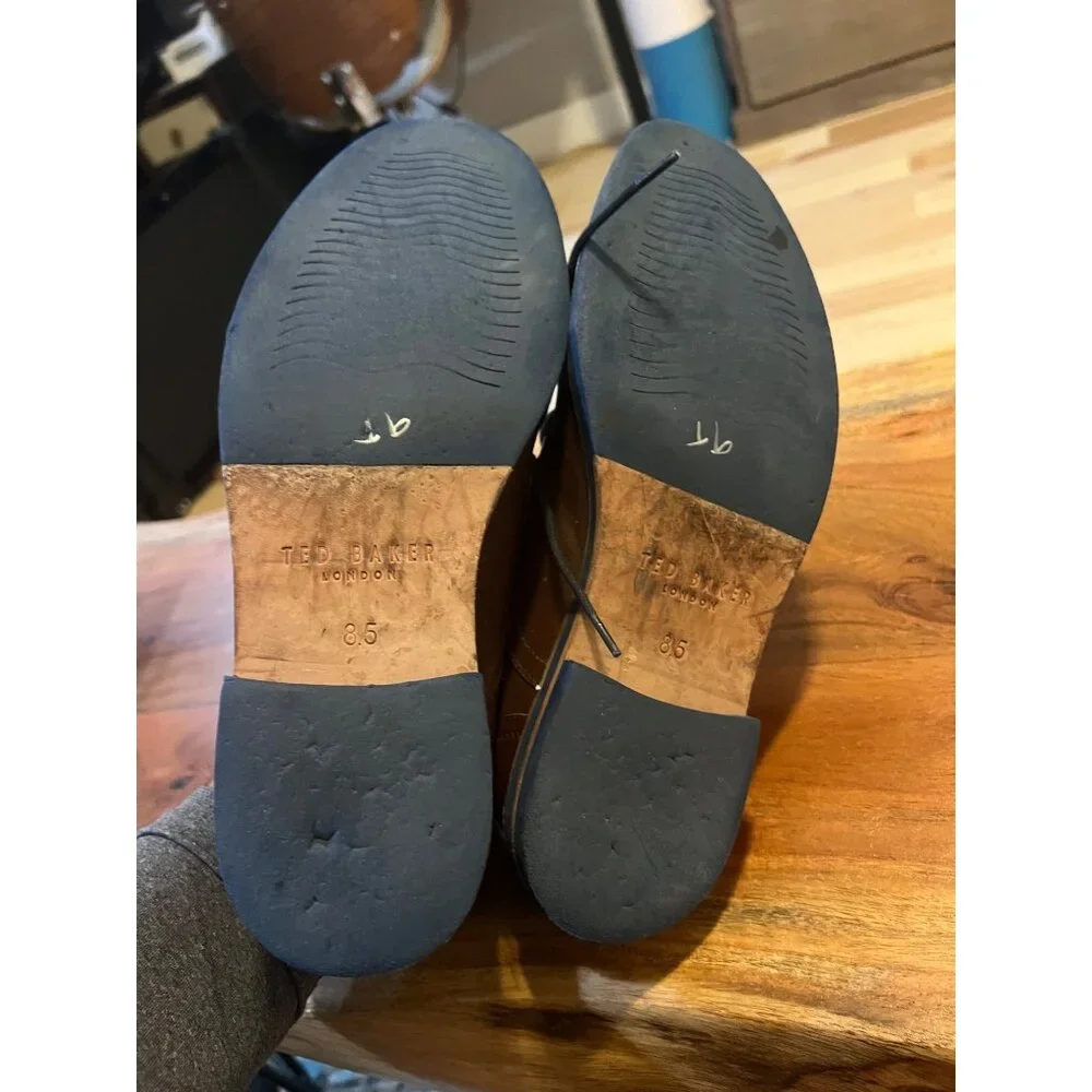 Ted Baker Bixxby‎ Shoes - Size 9.5